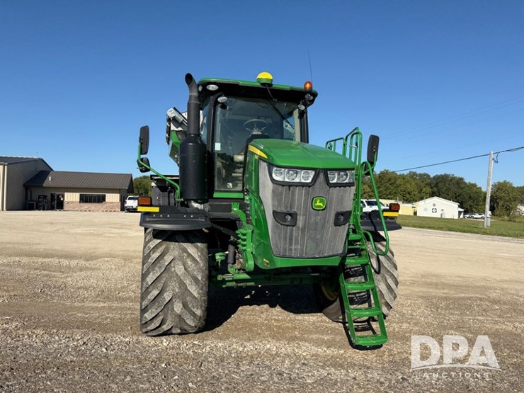 2021-john-deere-f4365-image-37