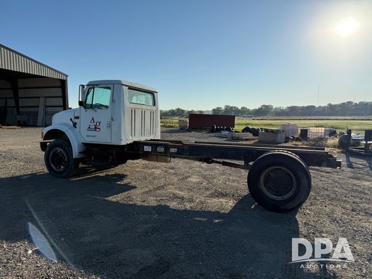 1991-international-4900-image-18