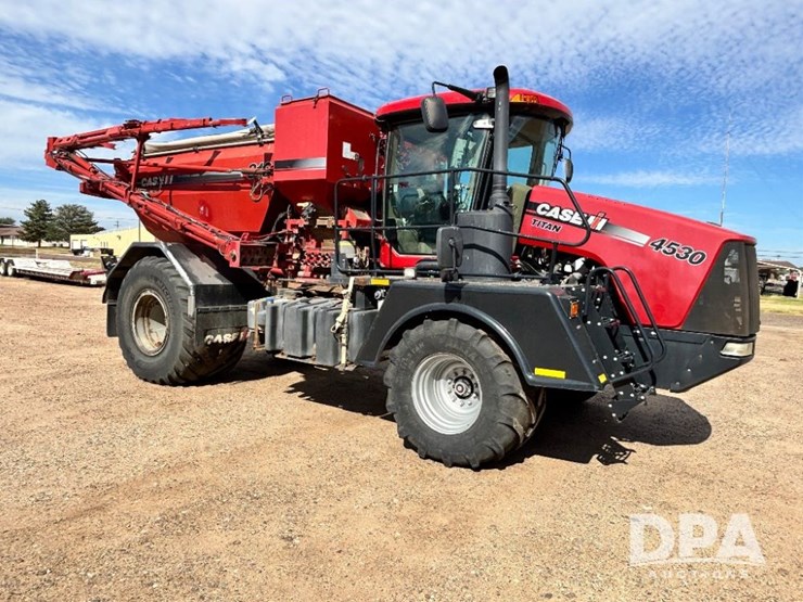 2014-case-ih-titan-4530-image-2