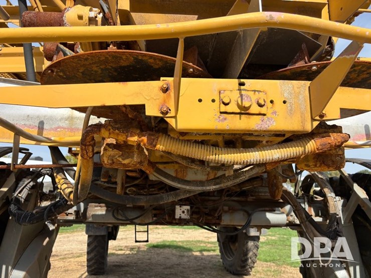 2014-ag-chem-rg1100-image-44