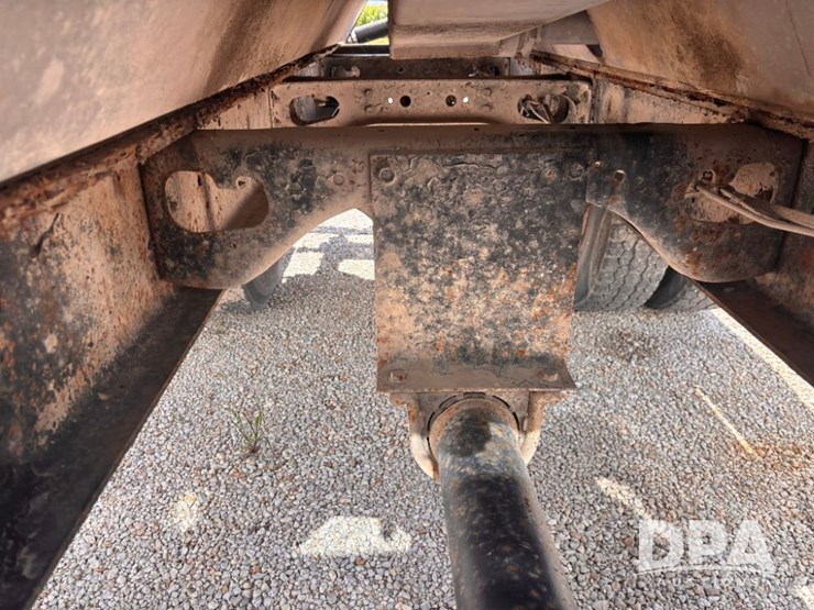 1993-ihc-4900-truck-(gp11369,-unit-44788)-image-9