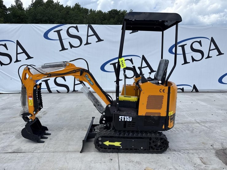 #6453-•-unused-future-ft15j-mini-excavator-image-2
