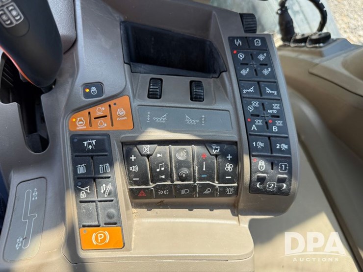 2022-john-deere-412r-image-151