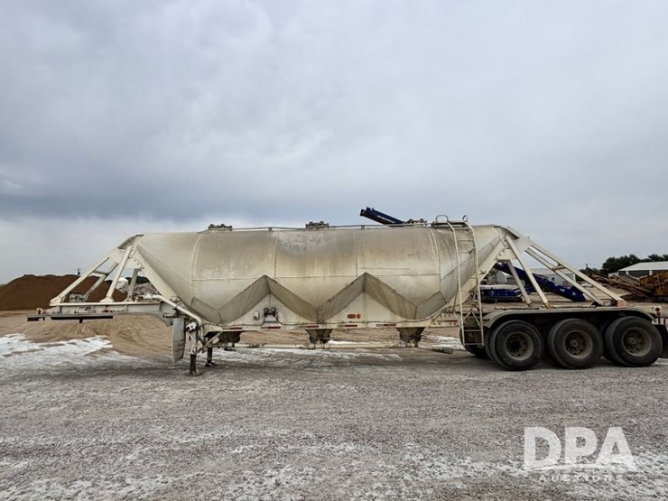 1981-fruehauf-trailer-image-32