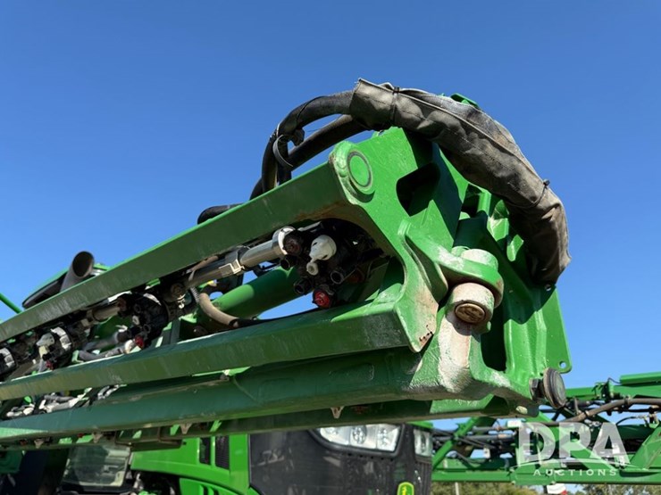 2022-john-deere-412r-image-90