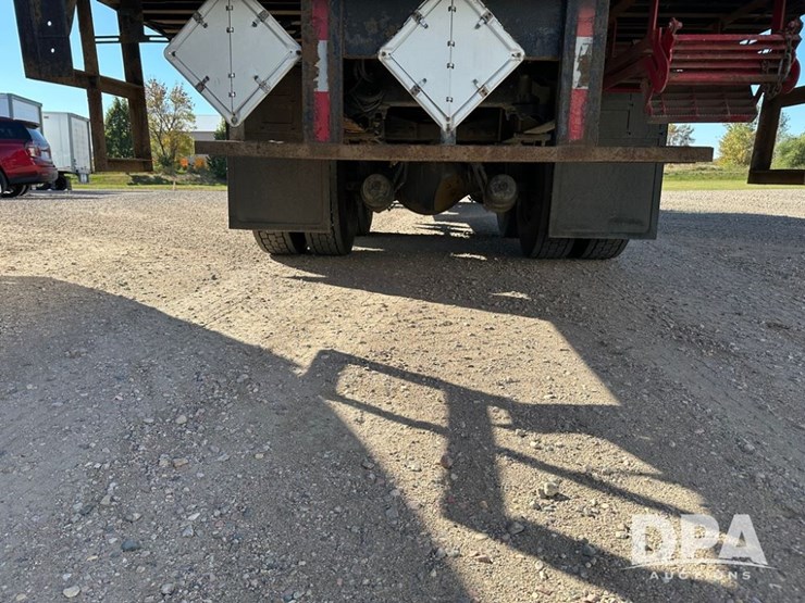 2014-kenworth-t370-image-26