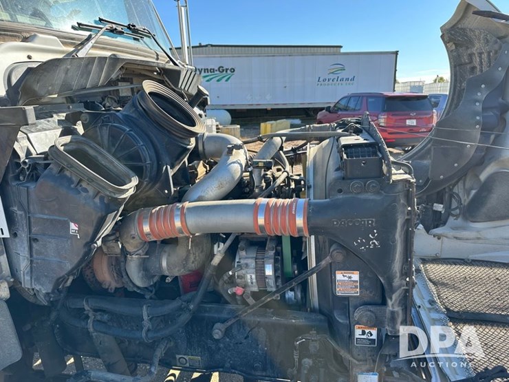 2014-kenworth-t370-image-19