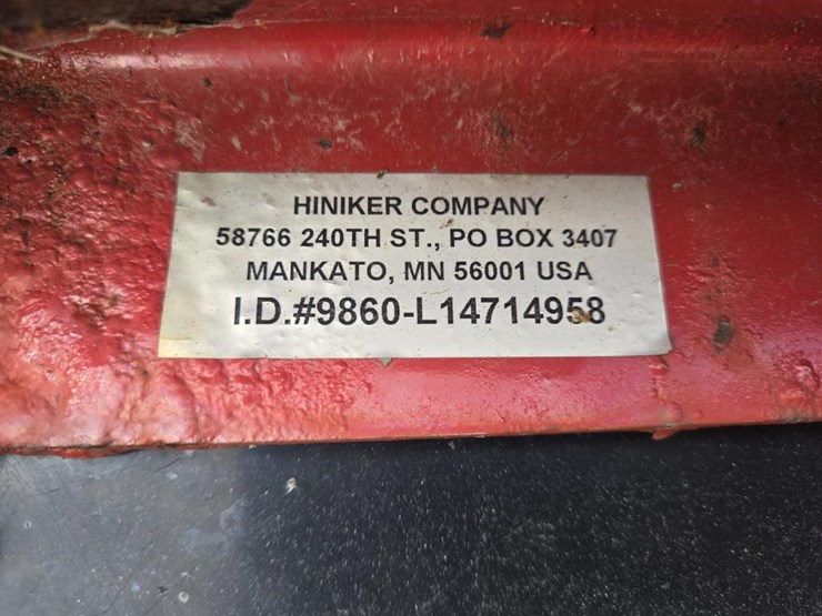 #6906-•-approx.-90"-hiniker-snow-v-plow-w/lights-image-10