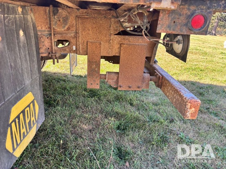 2003-ford-f450-xl-image-31