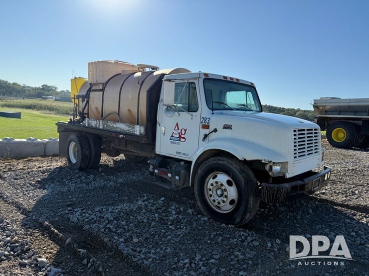 1999-international-4700-image-8