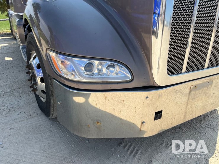 2014-peterbilt-386-image-25