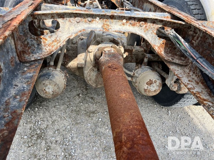 2001-ihc-9100-truck-(jn2647,-unit-32347)-image-33