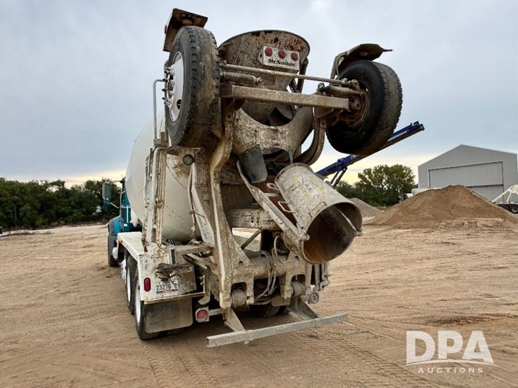 mack-granite-gu713-image-15