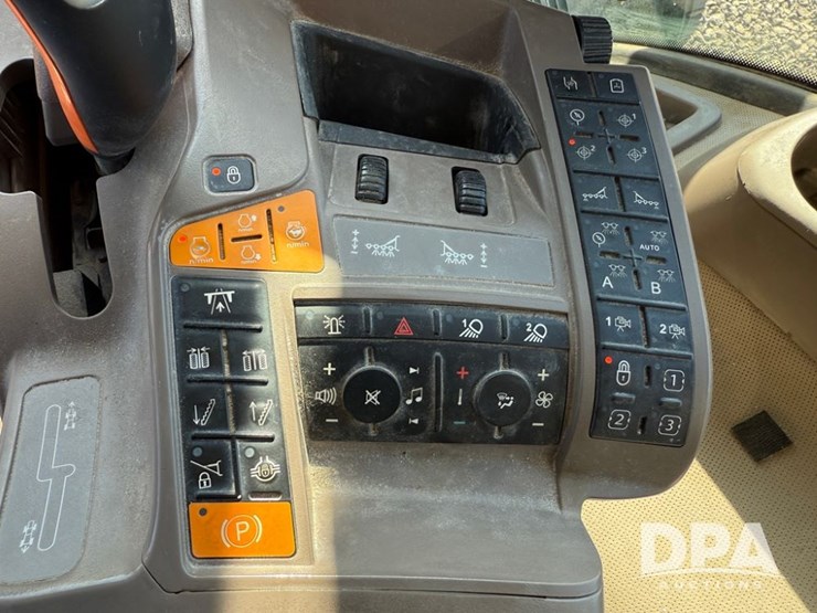 2021-john-deere-f4365-image-121