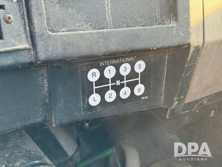 1991-international-4900-image-71