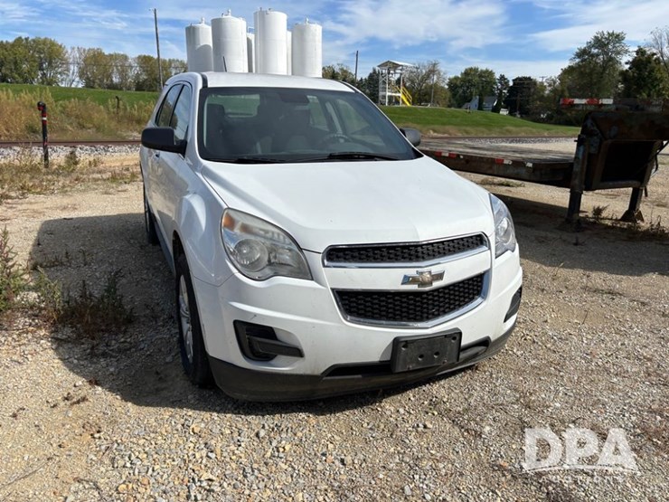 2015-chevy-equinox-(dr12336-unit-0999)-image-2