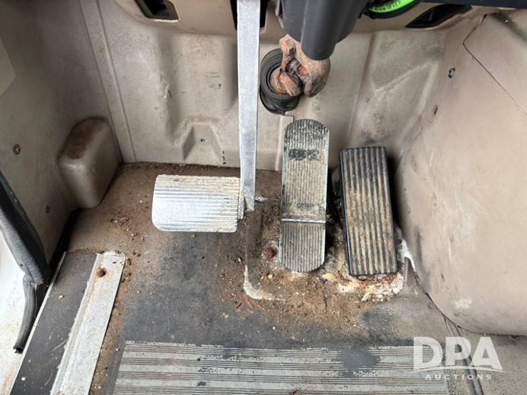 2007-ihc-9200i-liquid-nurse-truck-(gp11642,-unit-505)-image-77