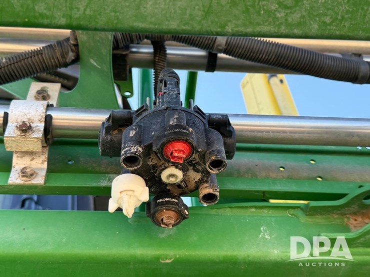 2022-john-deere-412r-image-69