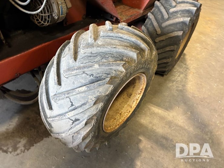 ditch-witch-2200-image-26