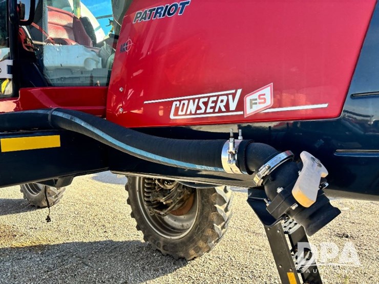 2015-case-ih-patriot-4440-image-74