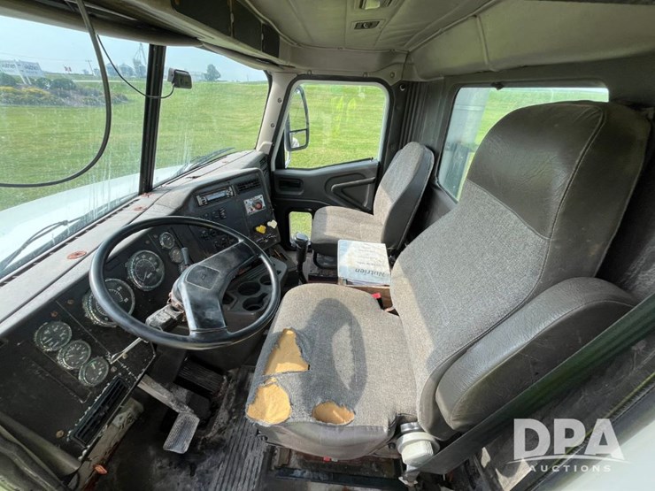 2001-ihc-9100-truck-(jn2647,-unit-32347)-image-51