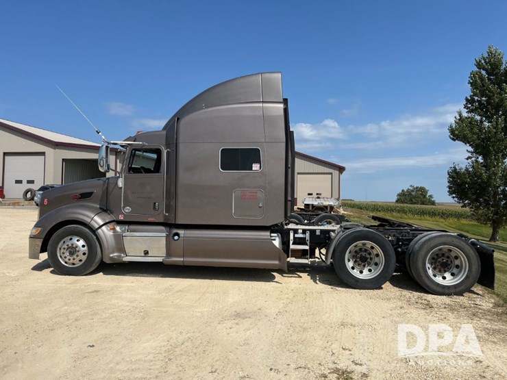 2014-peterbilt-386-image-15