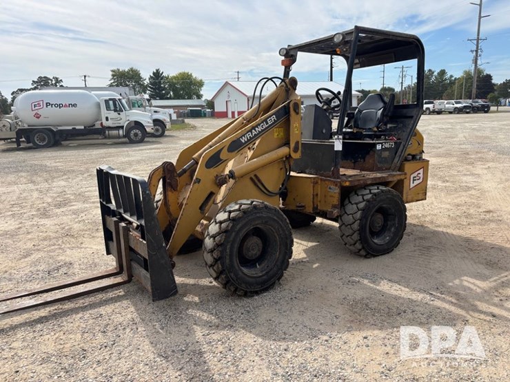 wrangler-4560-loader-(dr12339-unit-24673)-image-1