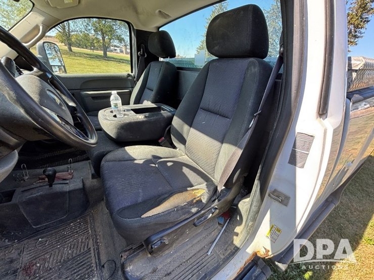 2012-chevrolet-2500hd-image-69