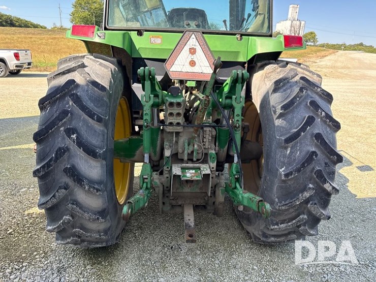 1996-john-deere-7400-image-14