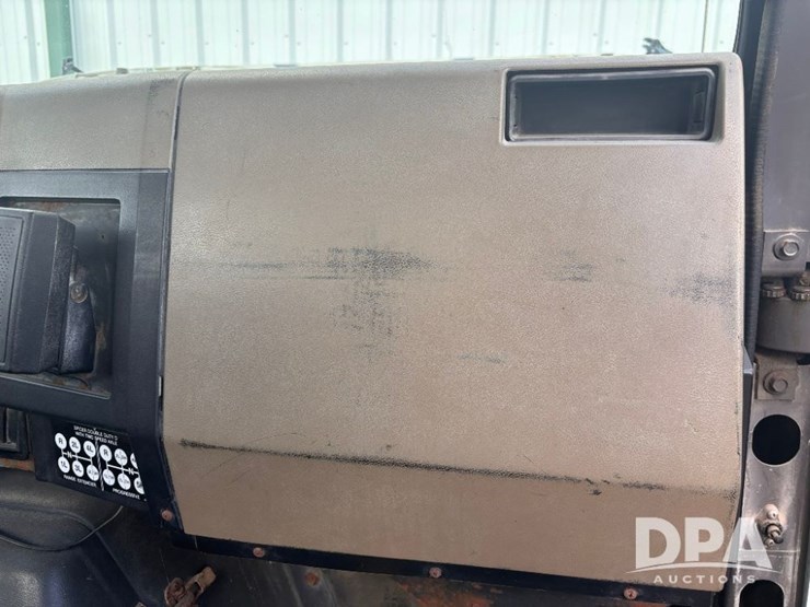 1993-ihc-4900-truck-(gp11369,-unit-44788)-image-39