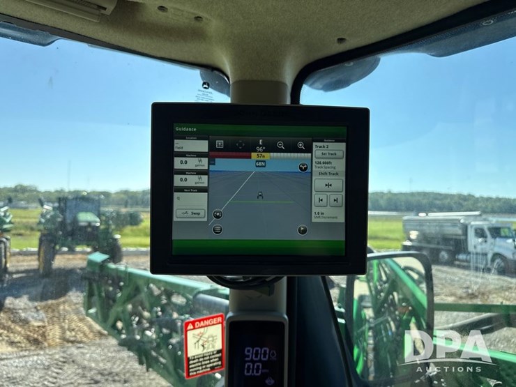 2021-john-deere-r4044-image-162