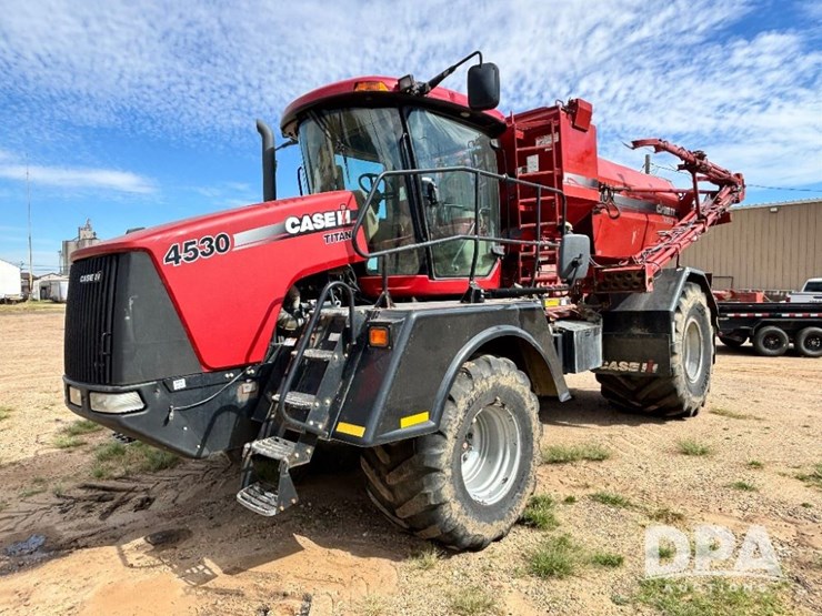 2013-case-ih-titan-4530-image-1