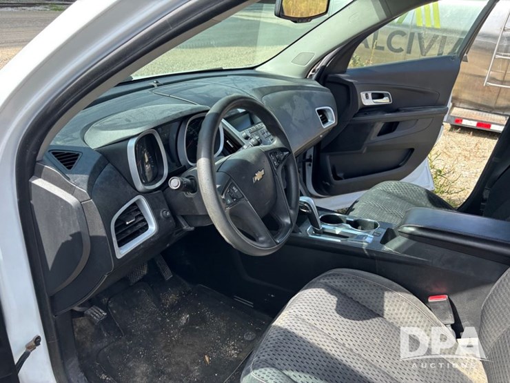 2015-chevy-equinox-(dr12336-unit-0999)-image-30