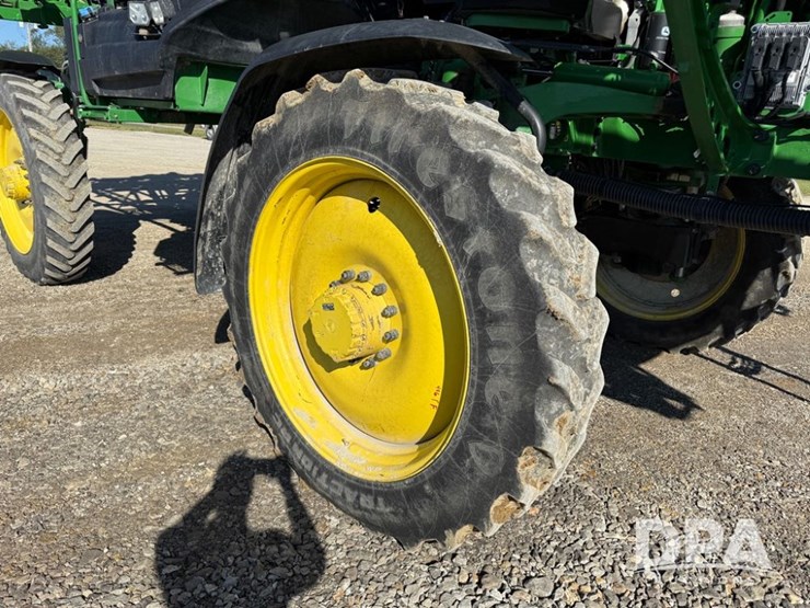 2022-john-deere-412r-image-48
