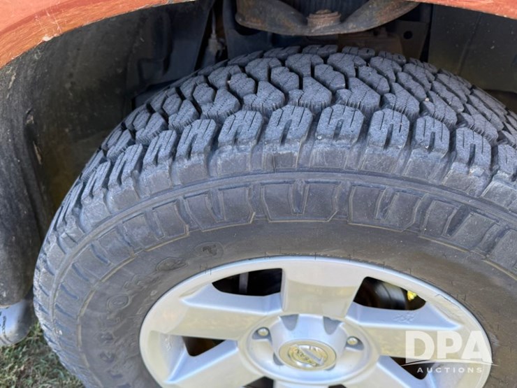 2004-nissan-armada-se-image-21