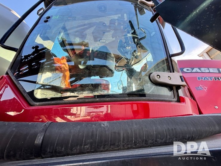 2015-case-ih-patriot-4440-image-68