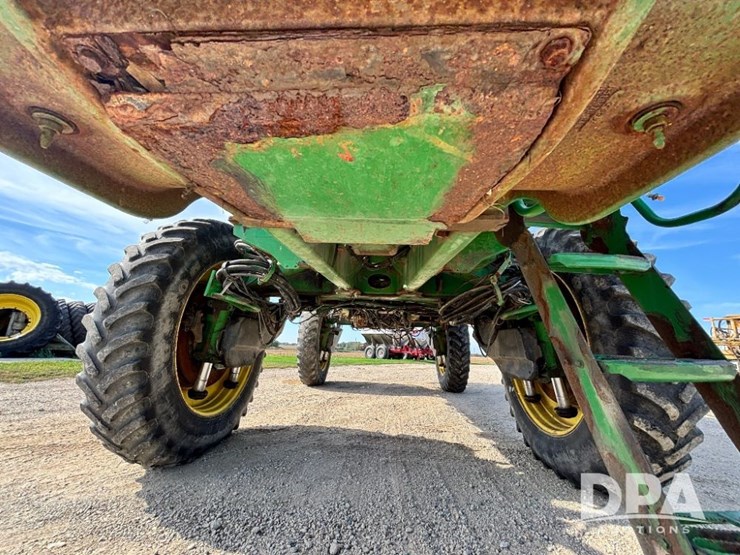2014-john-deere-4940-image-36