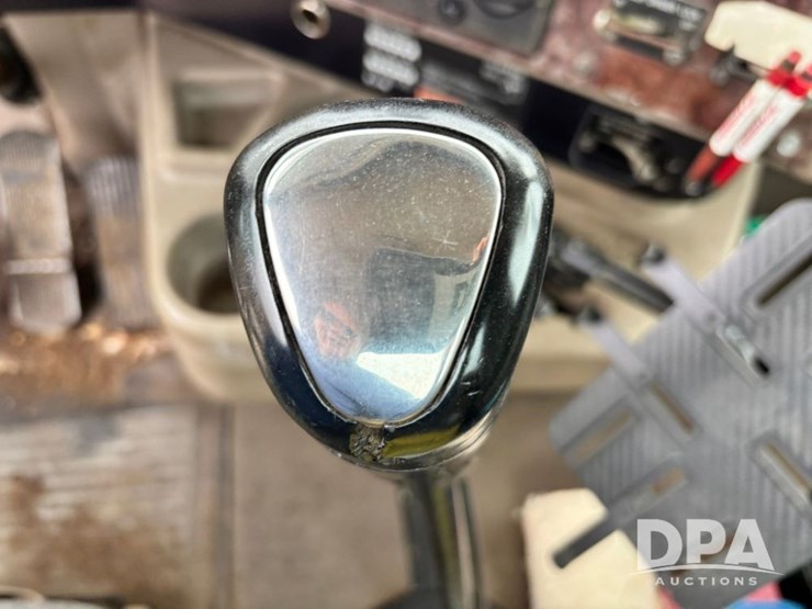 2007-ihc-9200i-liquid-nurse-truck-(gp11642,-unit-505)-image-80