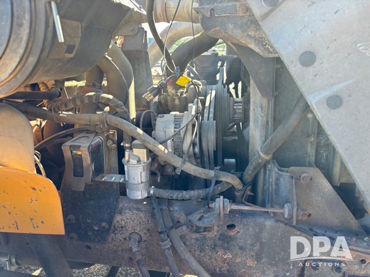 1990-international-4700-image-25