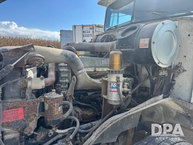 1994-international-9400-image-8