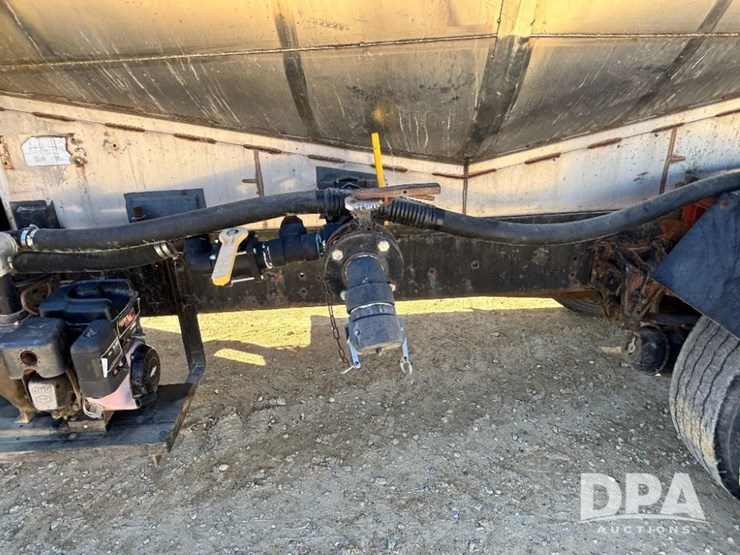 1999-ihc-4700-liquid-nurse-truck-(gp11652,-unit-126458)-image-30