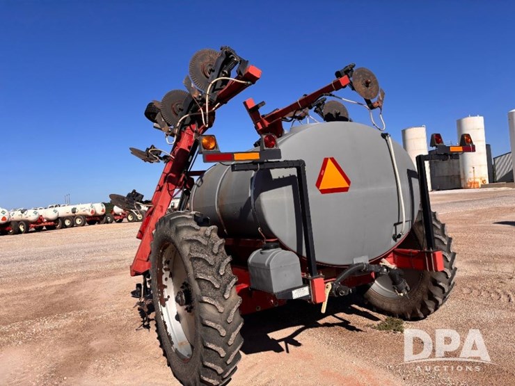 2002-case-ih-2800-image-10