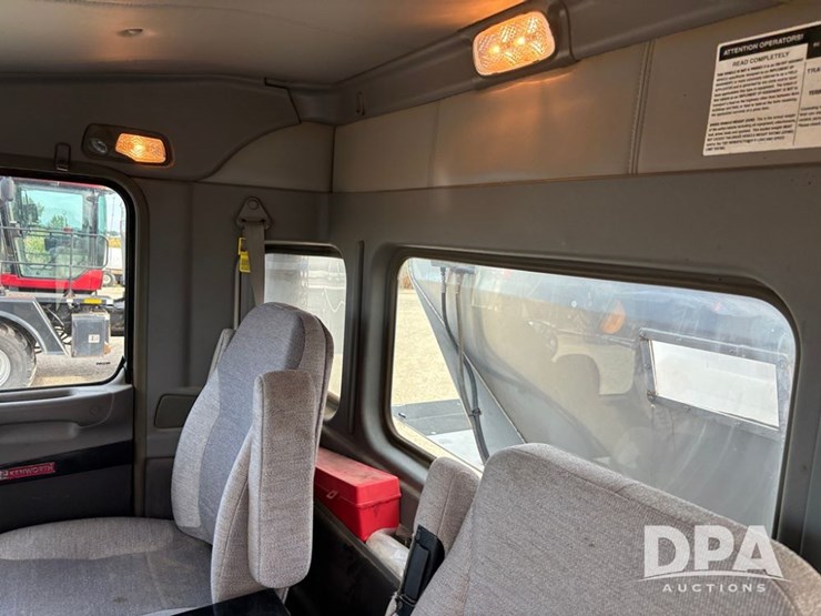 2014-kenworth-t470-image-62