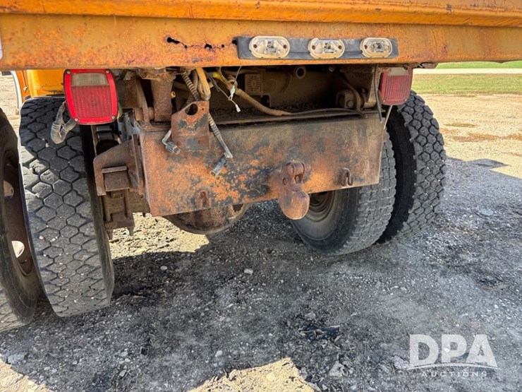 1990-international-4700-image-39