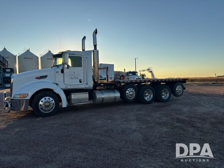 2008-peterbilt-386-image-16