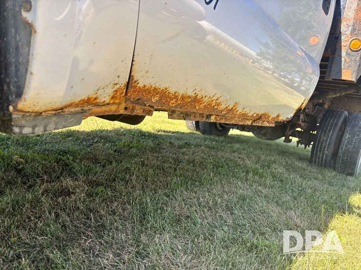 2003-ford-f450-xl-image-22