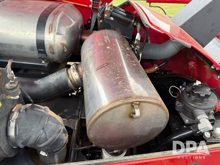 2024-case-ih-patriot-4350-image-15