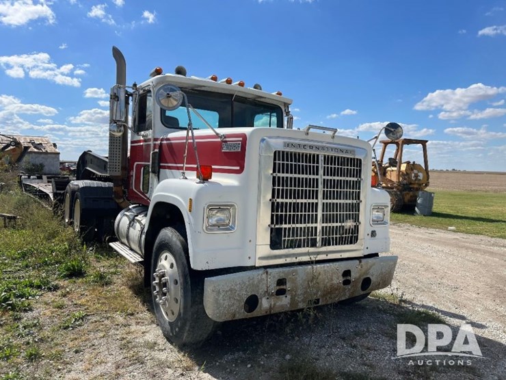 1984-international-transtar-4300-image-3