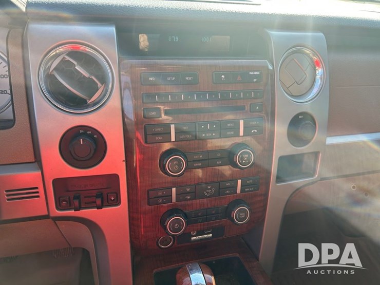 2010-ford-f150-lariat-image-28