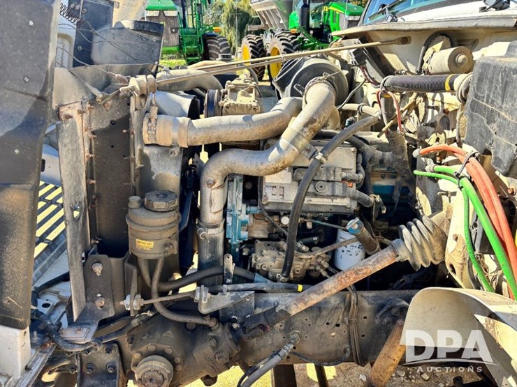 1999-ihc-4700-liquid-nurse-truck-(gp11652,-unit-126458)-image-55